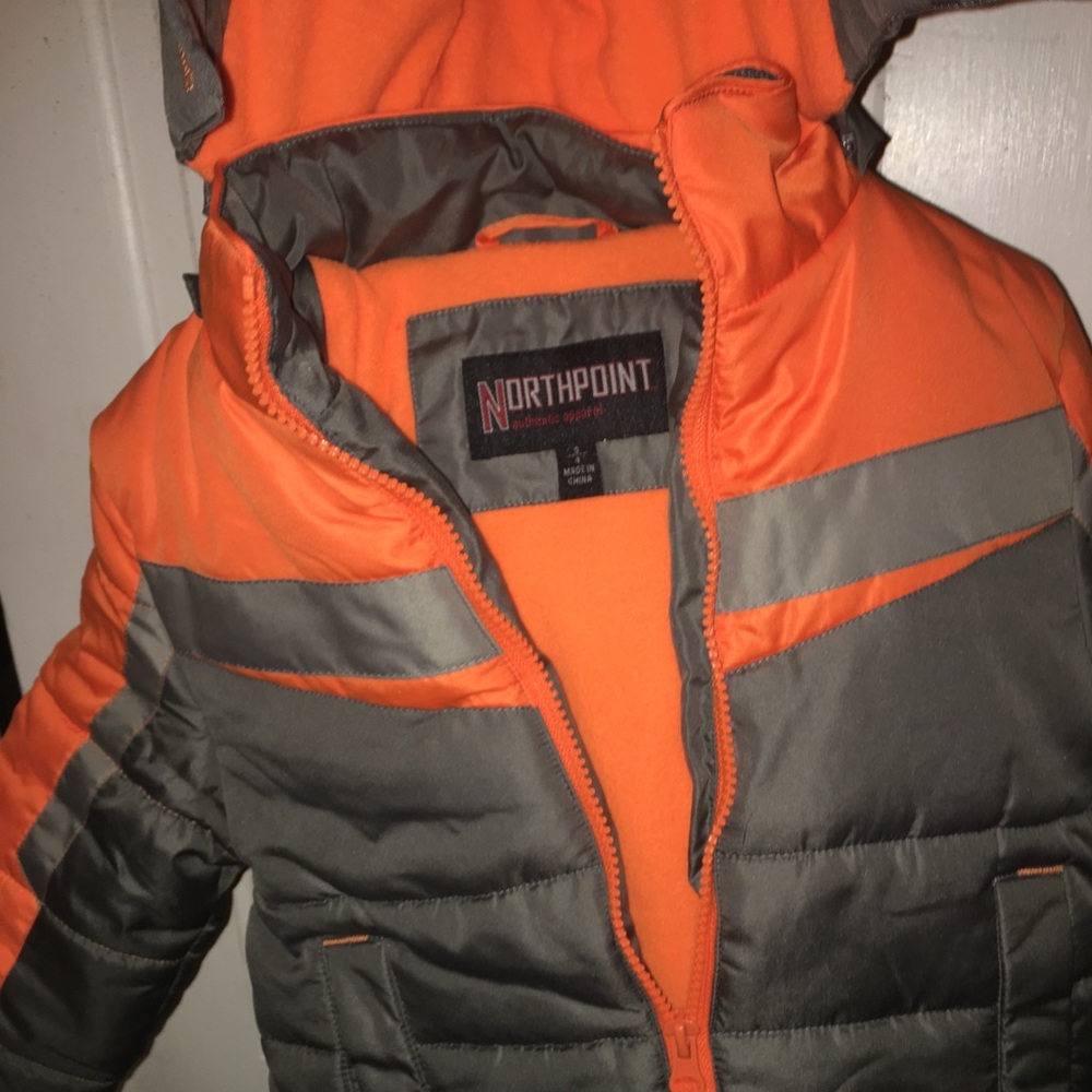 NWT Northpoint kids hooded jacket
